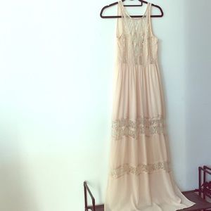 ASTR blush sleeveless lace maxi dress XS